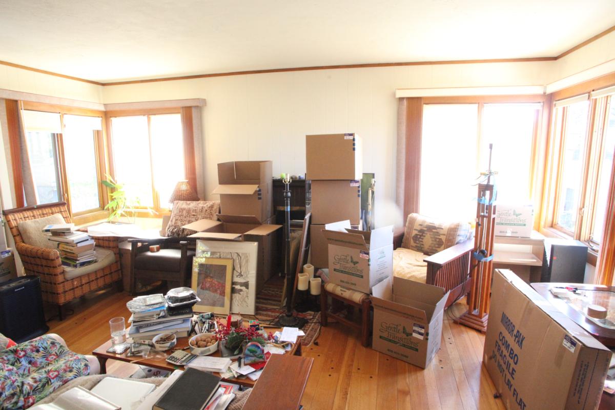 255 Kenyon Avenue, Kensington Living Room Before