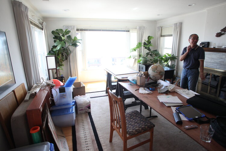 6404 Lagunitas Ave, El Cerrito living room Before