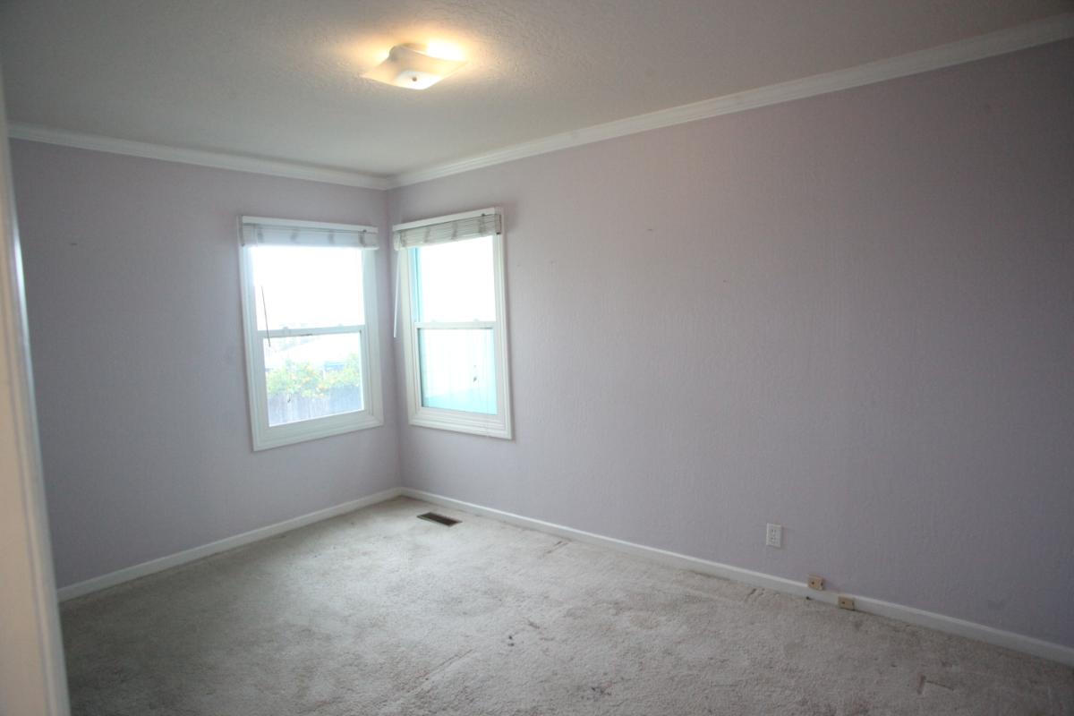 1327 Mariposa Street BedroomBefore