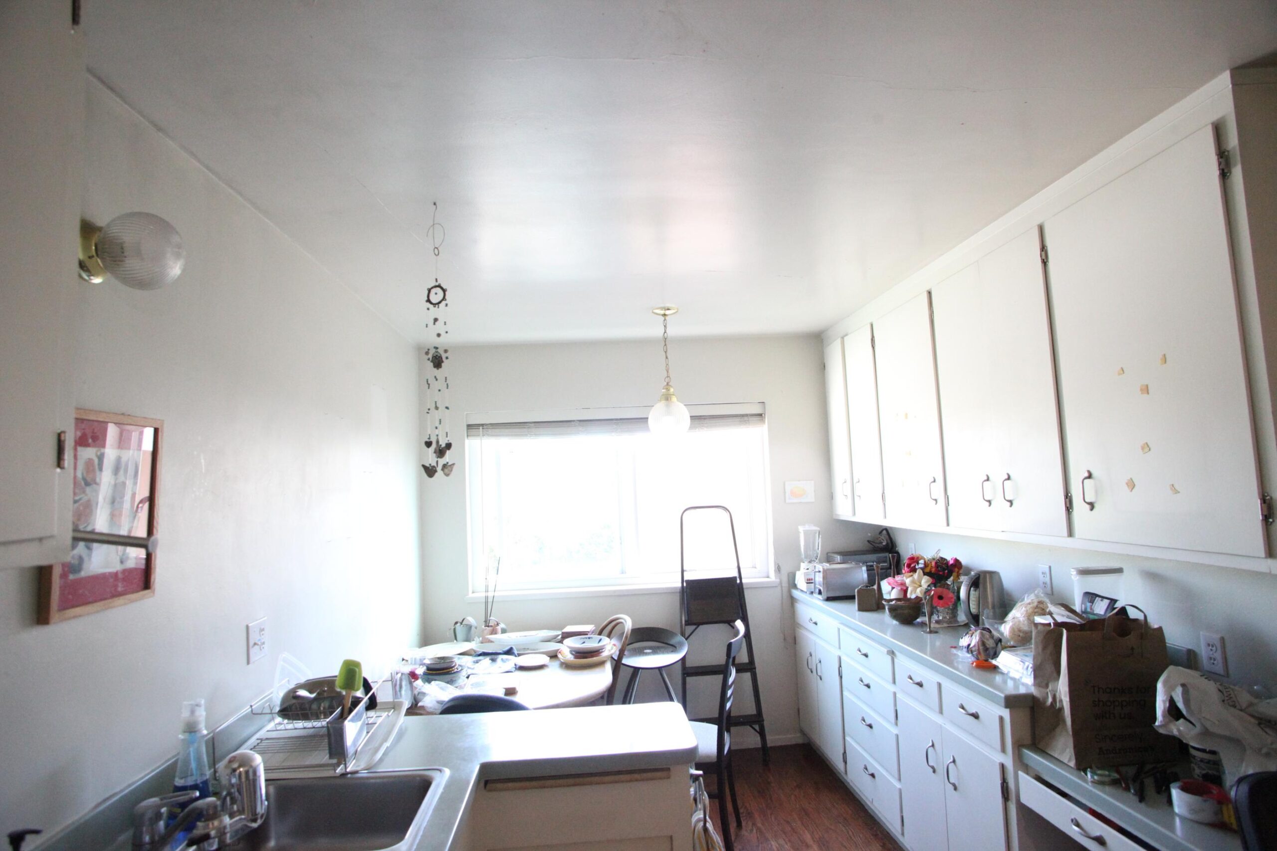 1515 Oxford Street, Unit 3A, Berkeley Kitchen Table Before